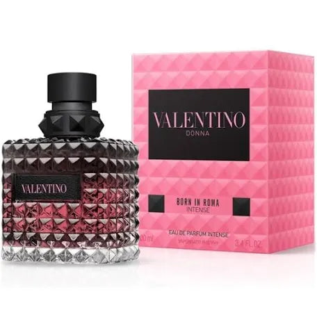 Donna Born in Roma Intense